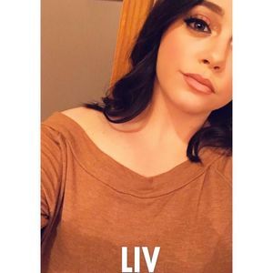 Meet your Posher, Olivia